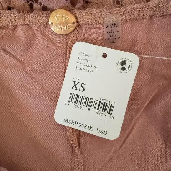 Intimately Free People XS New Adella Lace Pull On Shorts Festival Pink High Rise - Picture 11 of 11
